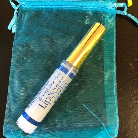 LipSense Matte Gloss - Picture 3 of 4